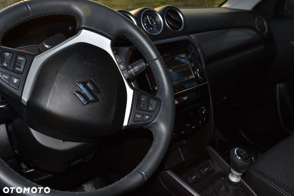 Suzuki Vitara - 6