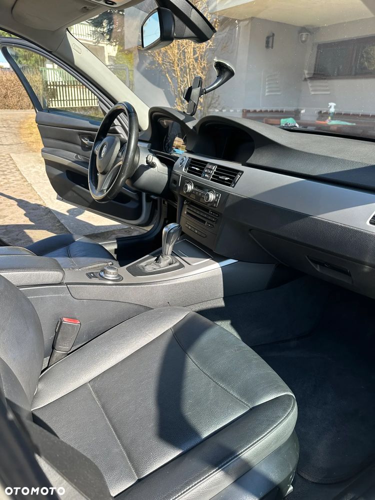 BMW Seria 3 330d DPF - 12