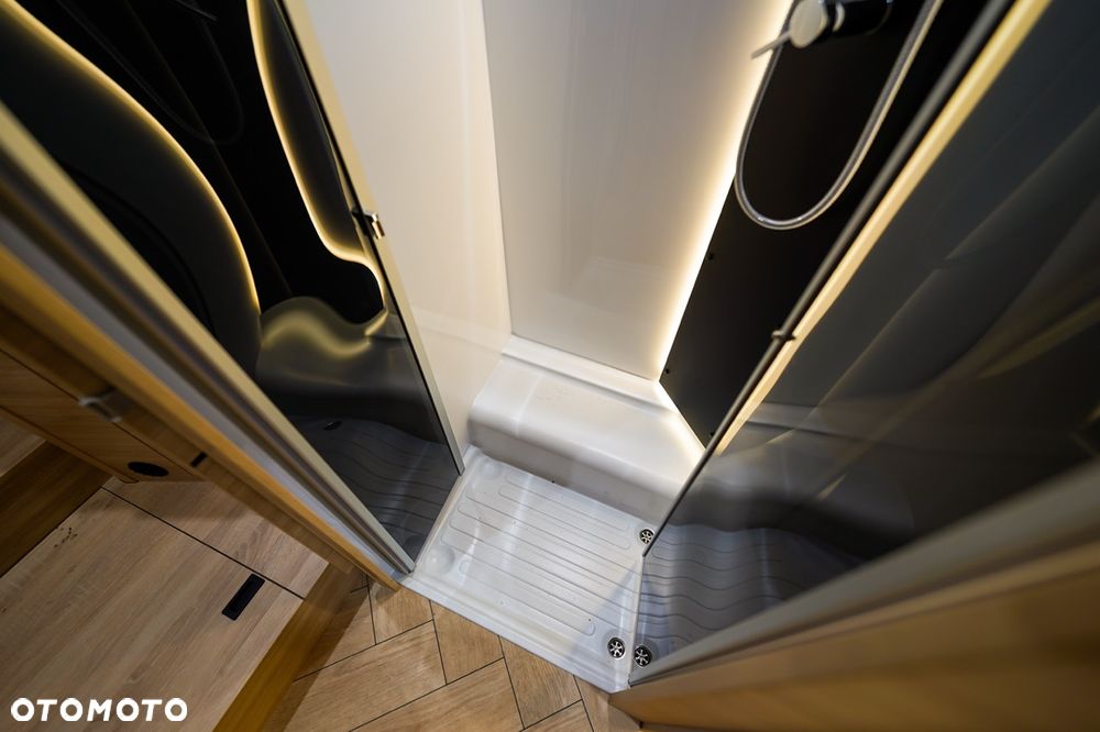 Ford Chausson 797 Titanium Line - 22