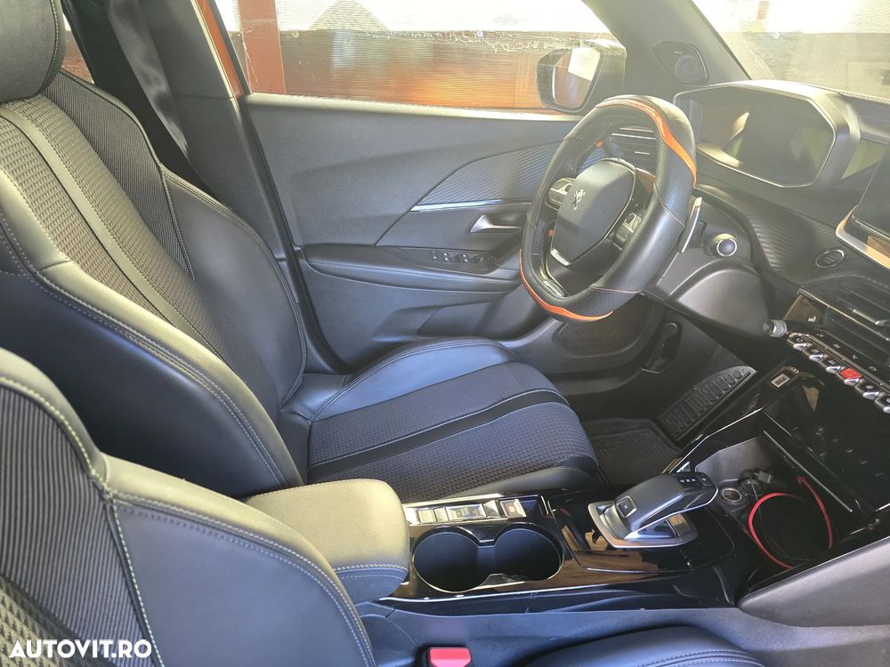 Peugeot 2008 - 5