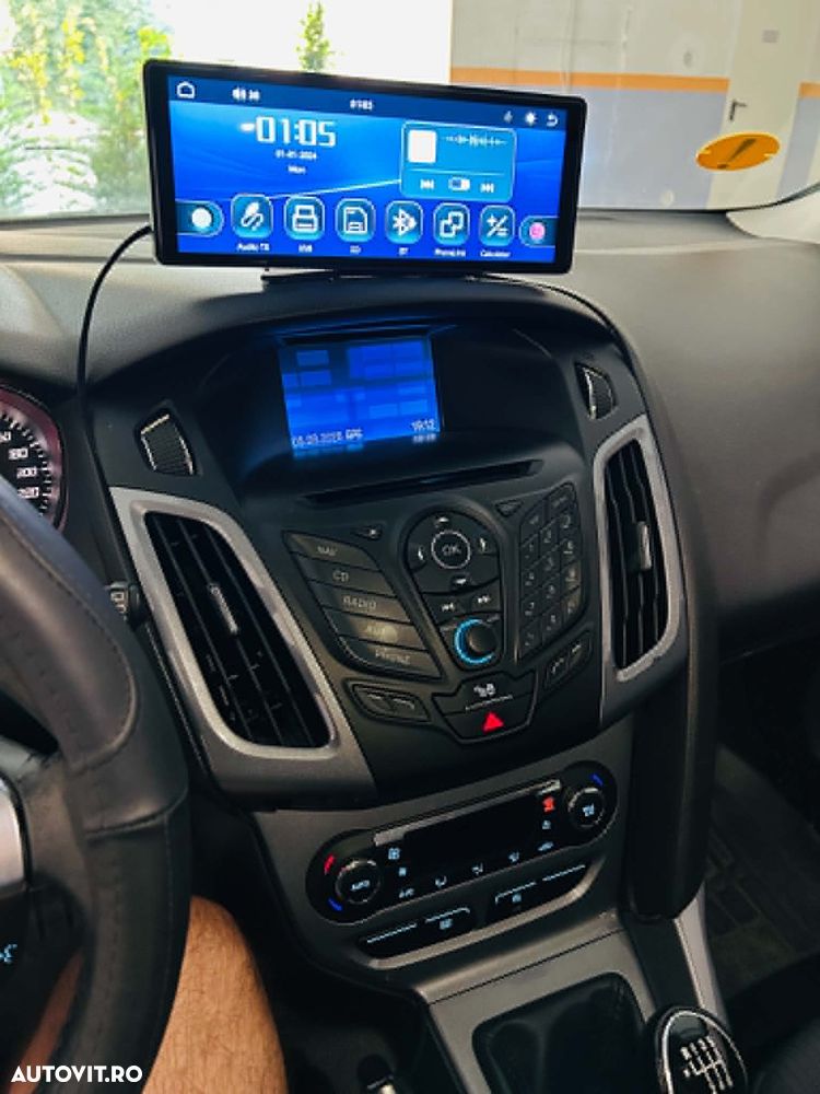 Ford Focus - 21