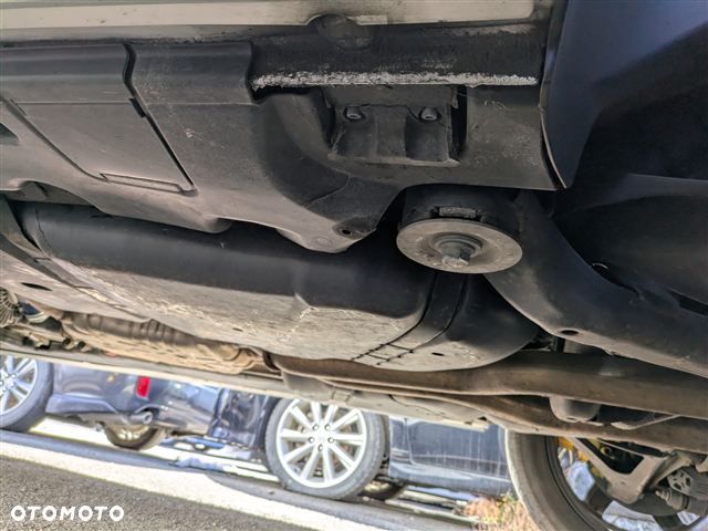 Volkswagen Touareg 6.0 W12 Automatik Sport Edition - 30