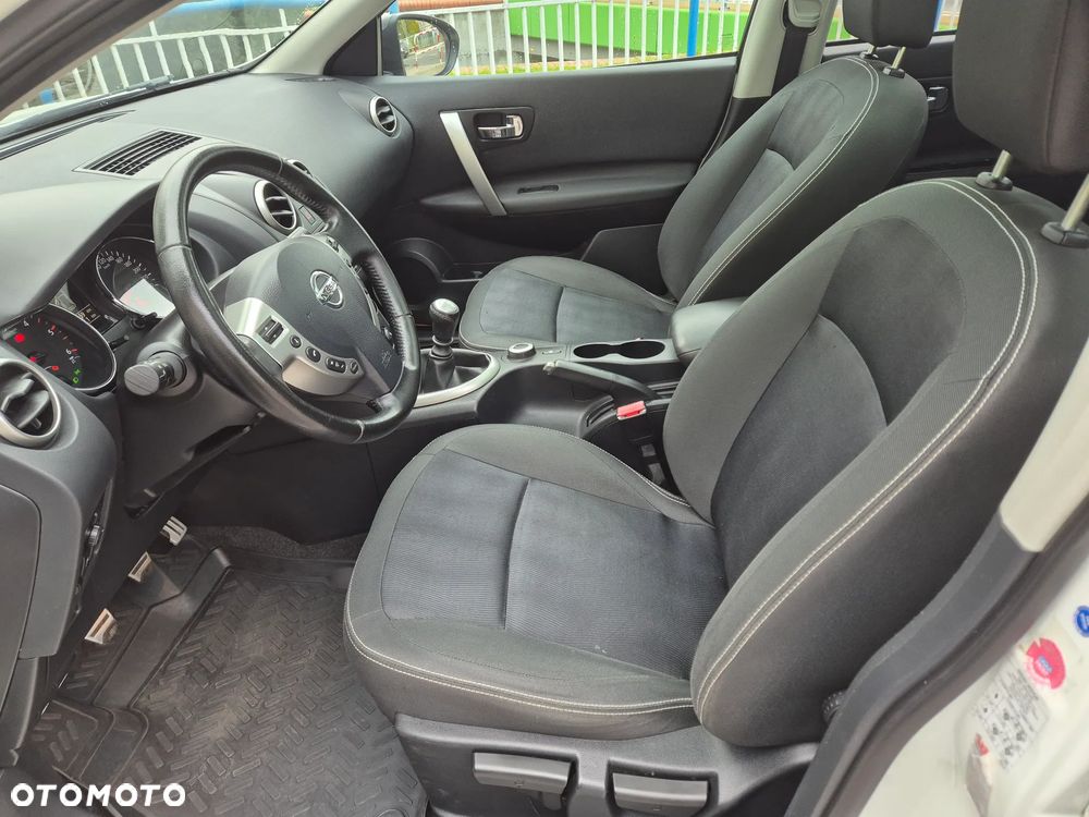 Nissan Qashqai 1.6 dCi TEKNA+ - 16