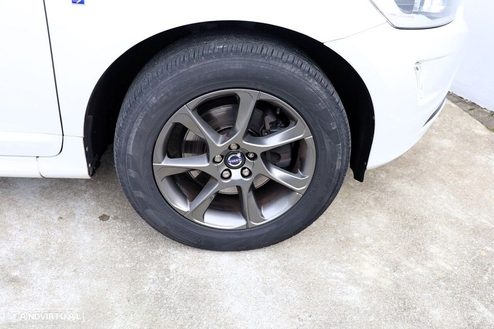 Volvo XC 60 2.0 D4 VOR Geartronic - 5