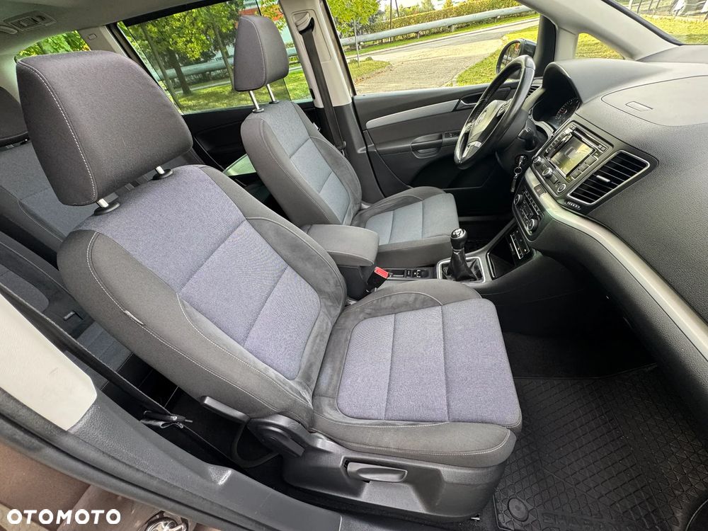 Volkswagen Sharan - 34