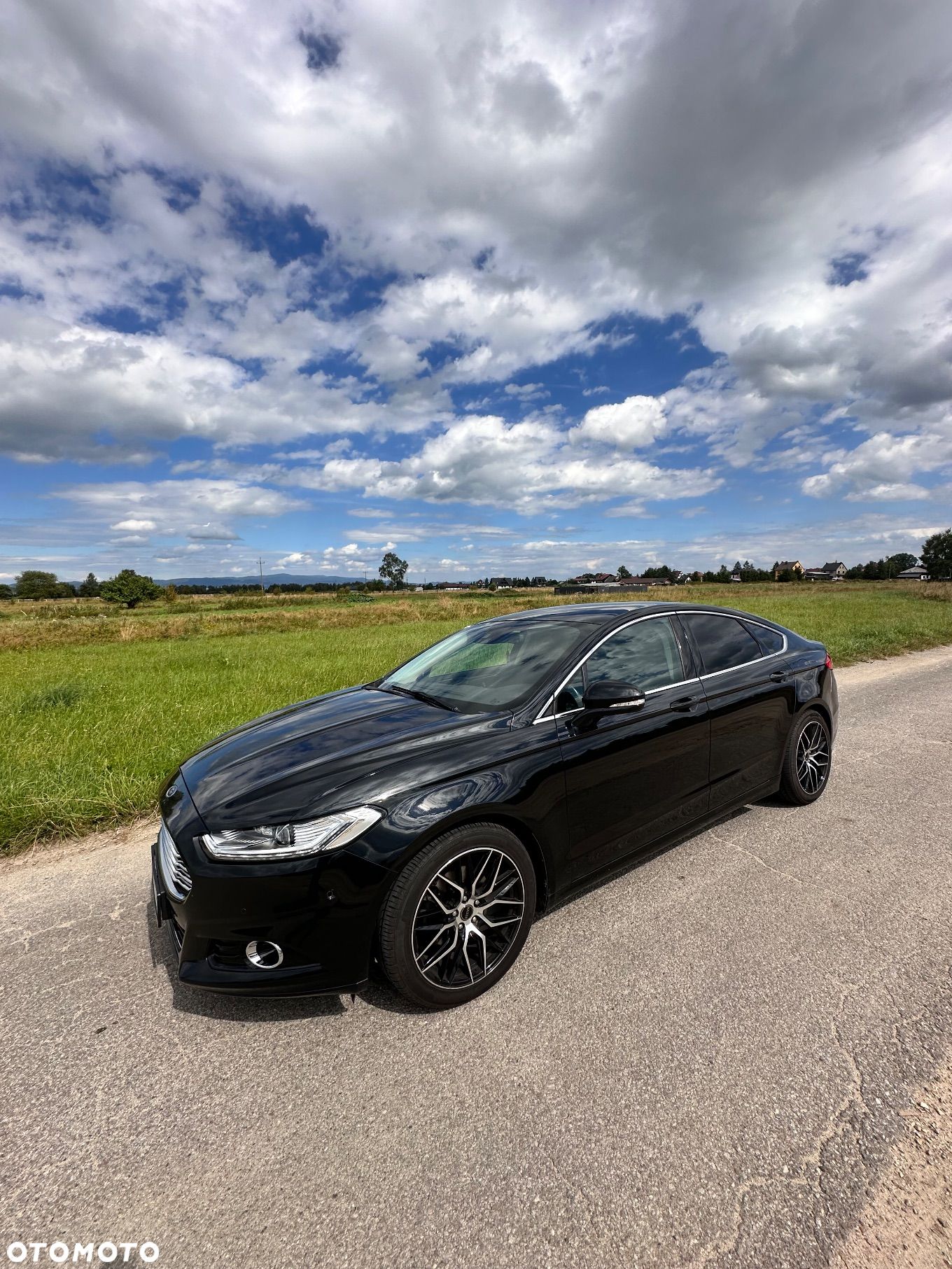 Ford Mondeo 2.0 EcoBoost Titanium - 1