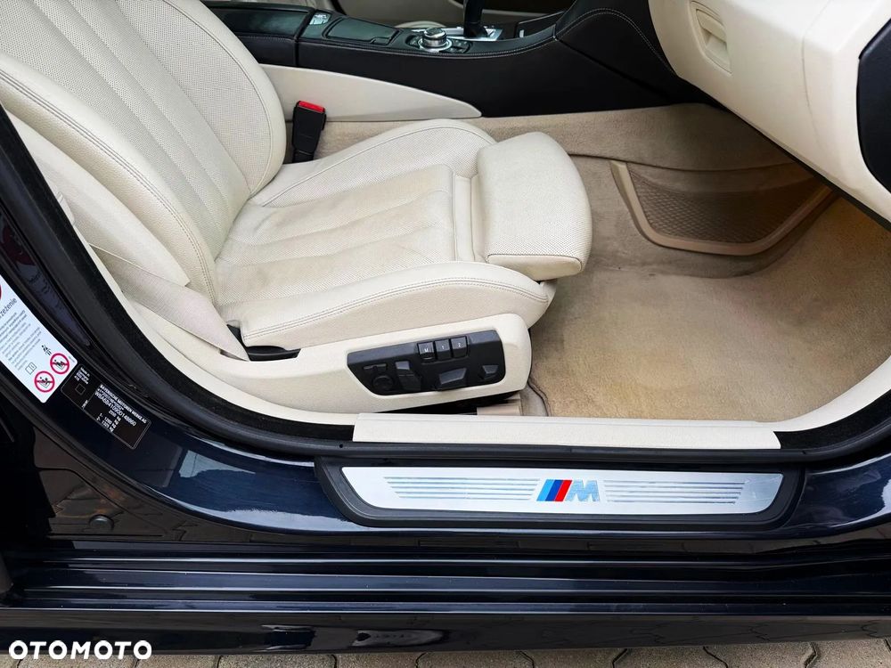 BMW Seria 6 650i xDrive - 27
