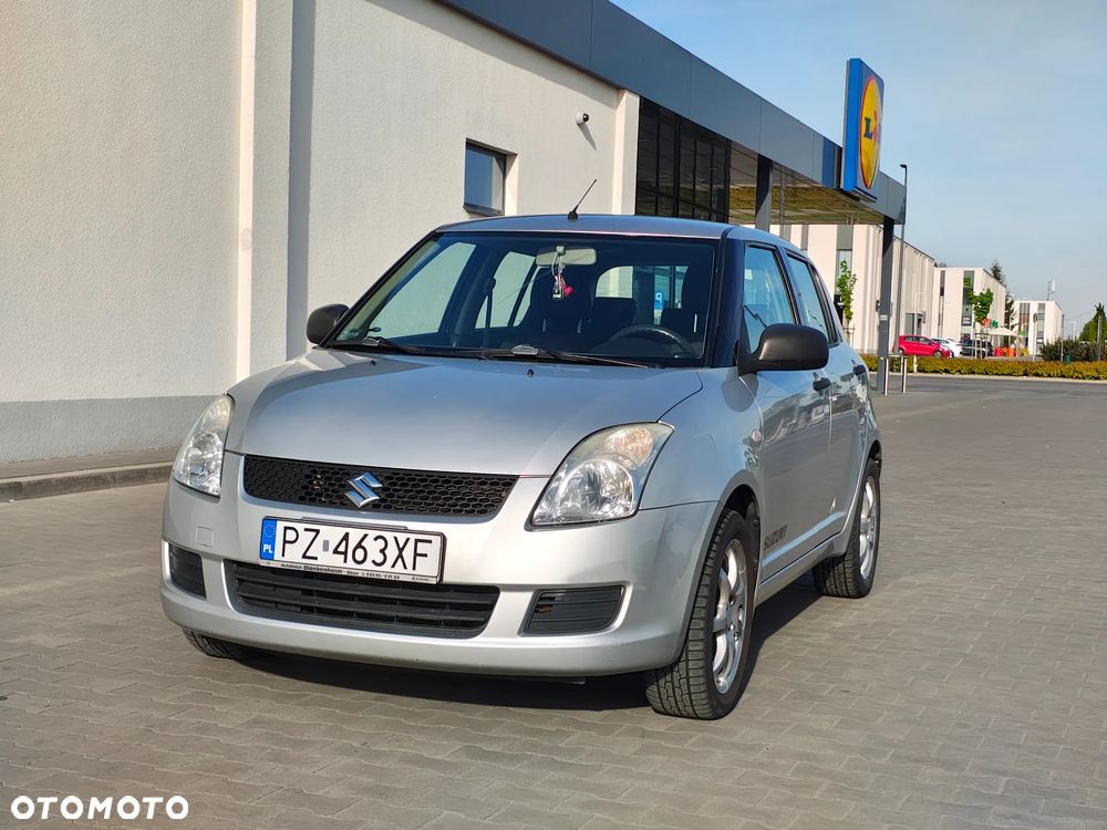 Suzuki Swift 1.3 Club - 2
