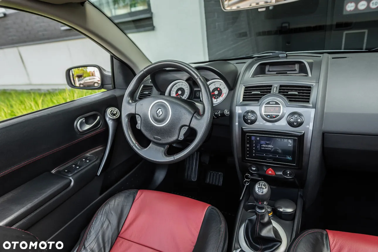 Renault Megane - 24