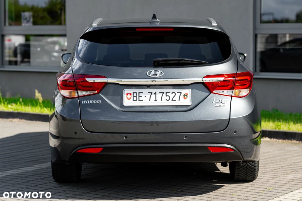 Hyundai i40 Kombi 1.7 CRDi DCT Premium - 11