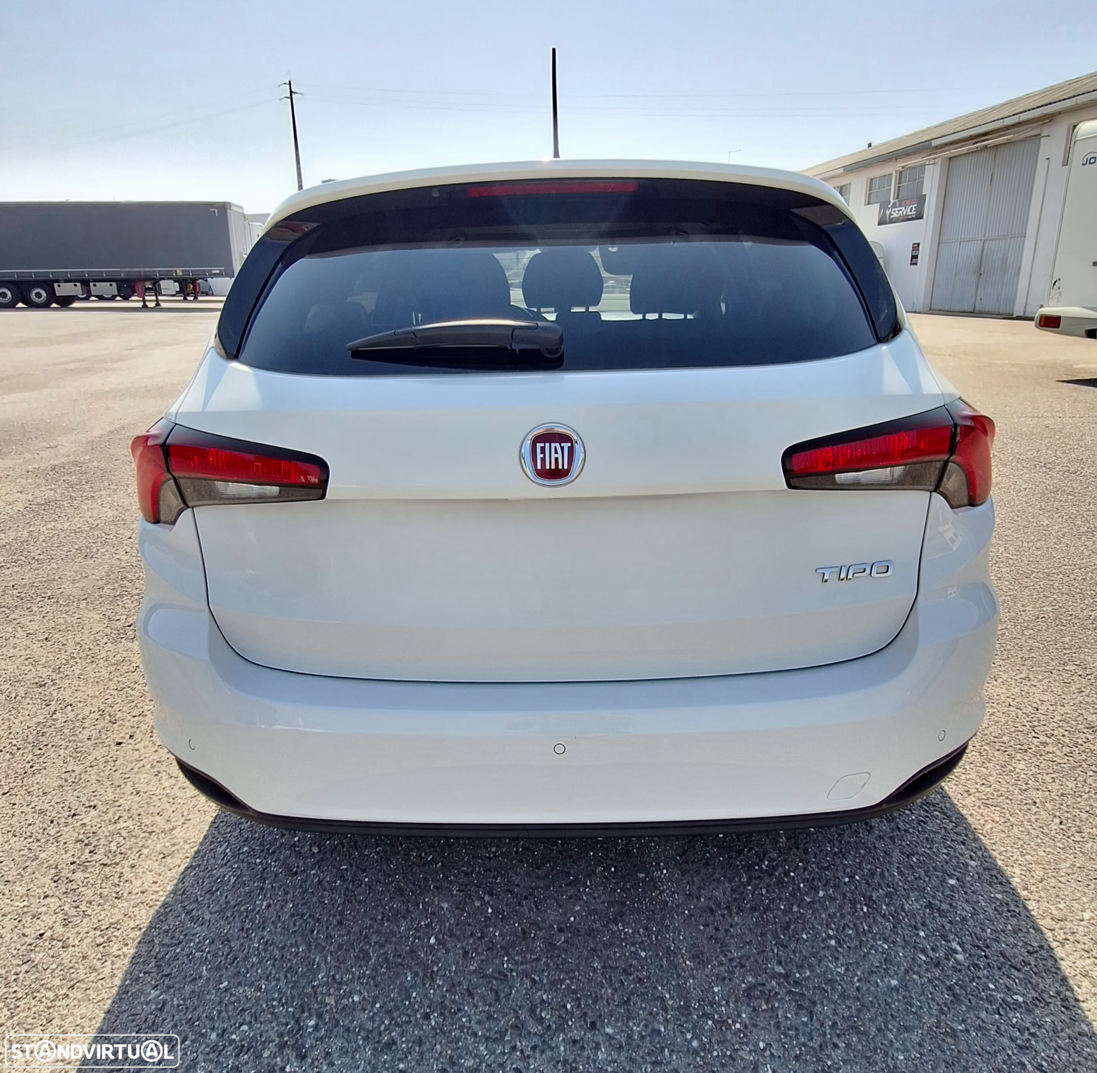 Fiat Tipo Station Wagon 1.6 M-Jet Easy - 4