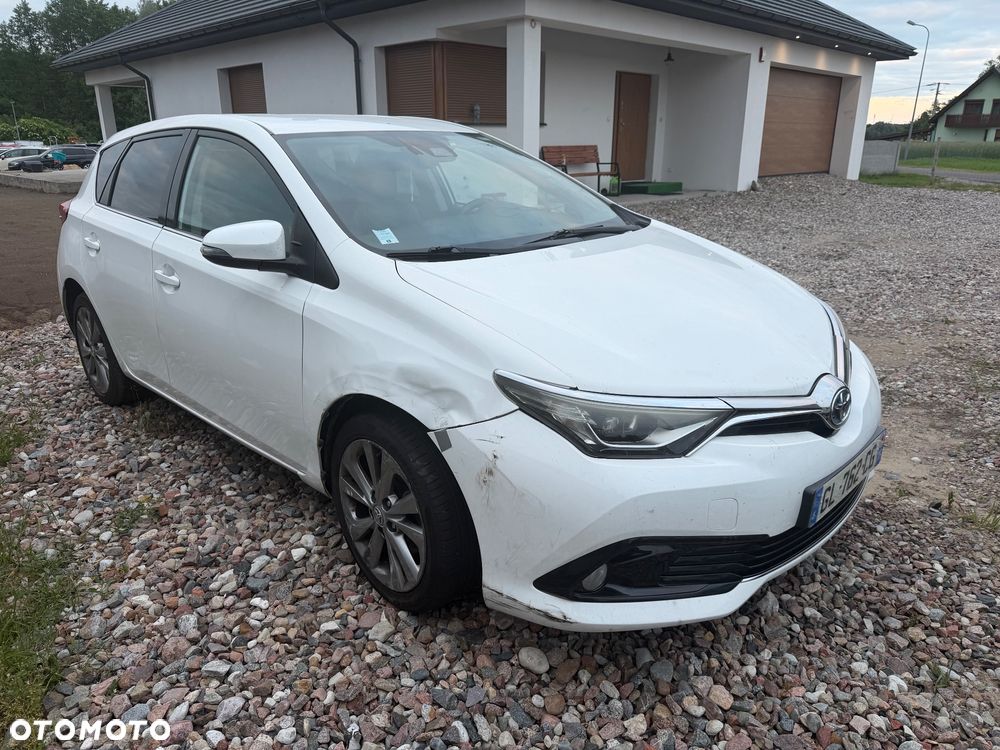 Toyota Auris 1.8 HSD Luna - 3