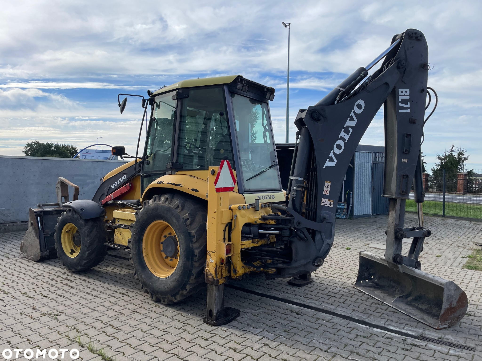 Volvo BL71 - 5