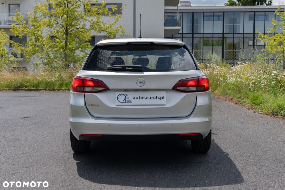 Opel Astra 2019 photo 5