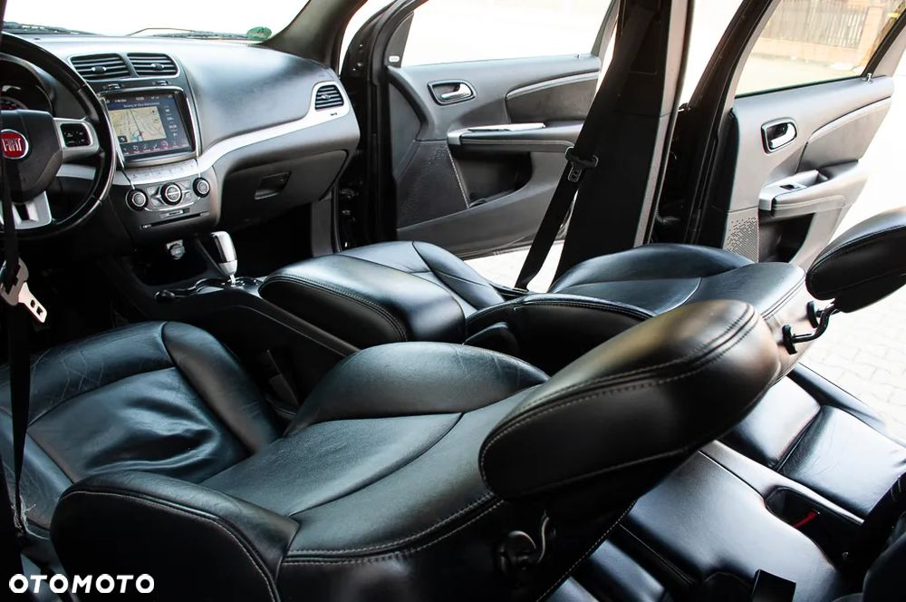 Fiat Freemont 2.0 Multijet 16V DPF Automatik Allrad Black Code - 34