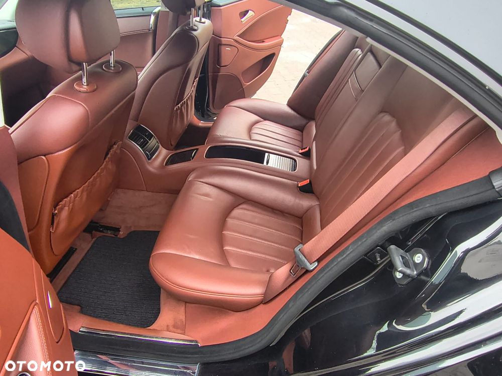 Mercedes-Benz CLS - 14