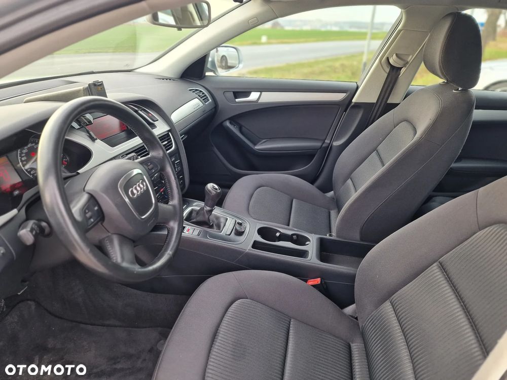 Audi A4 Avant 2.0 TDI DPF quattro Ambition - 18