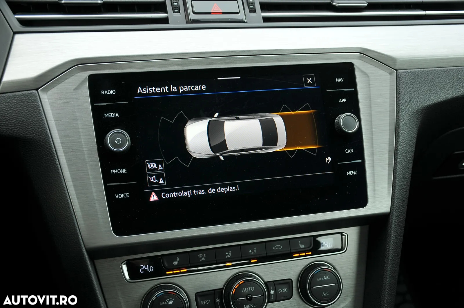 Volkswagen Passat Variant 2.0 TDI DSG (BlueMotion Technology) Comfortline - 19