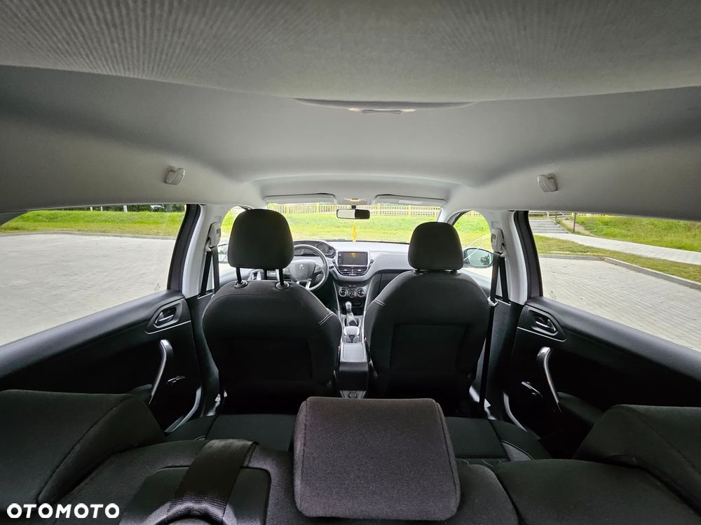 Peugeot 2008 BlueHDi 100 STOP & START Allure - 9