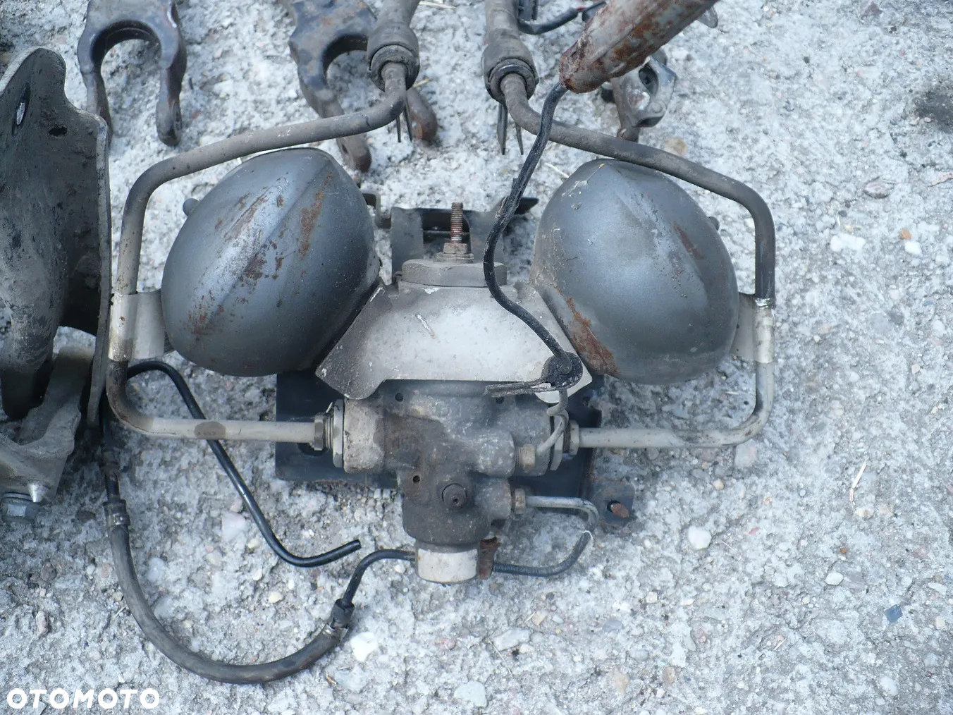 CITROEN C5 III 08-17 SILOWNIKI HYDRAULICZNE TYL SEDAN - 9