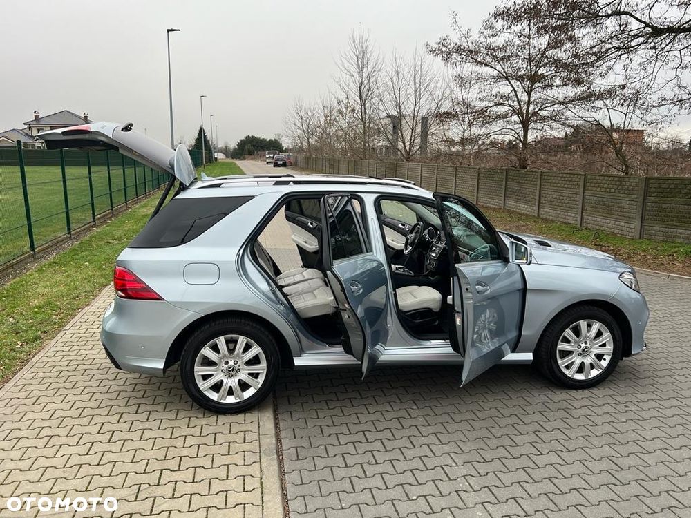Mercedes-Benz GLE 400 4-Matic 9G-TRONIC - 22