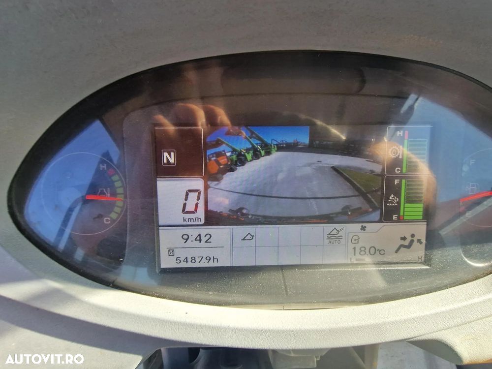 Hitachi ZW220, CUPA 3,5mc, 2018, 24.,392km, 5.880h, consum mediu 8l/h, Gresare automata, Anv MICHELIN 60% OK, ridica 15t, motor 201CP stage IV, basculare cupa la 4,2m, CUPLA RAPIDA, Posibilitate leasing 3 ani, PROMOTIE 86900 EUR+Tva - 35