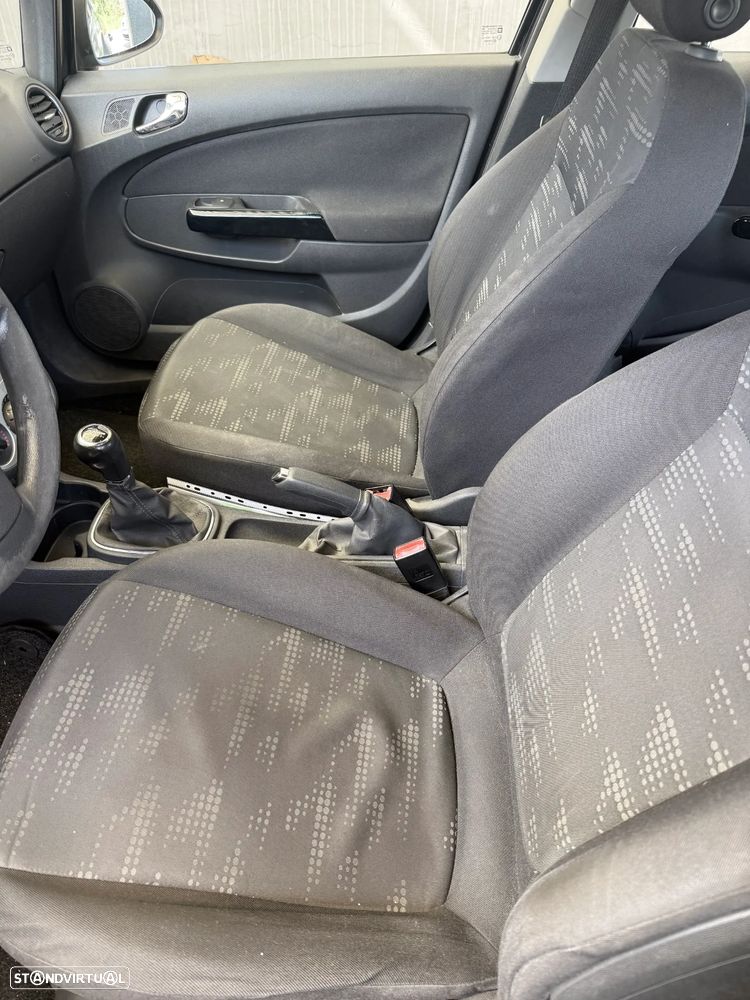 Opel Corsa 1.3 CDTi Enjoy - 9