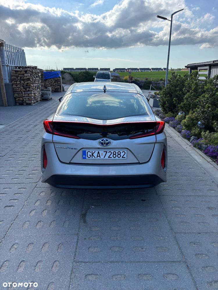 Toyota Prius 1.8 Hybrid Prestige - 14
