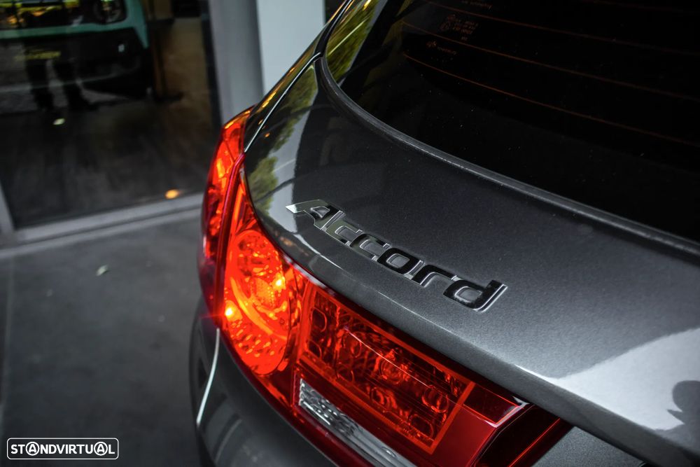 Honda Accord Tourer 2.2 i-DTEC Elegance - 12