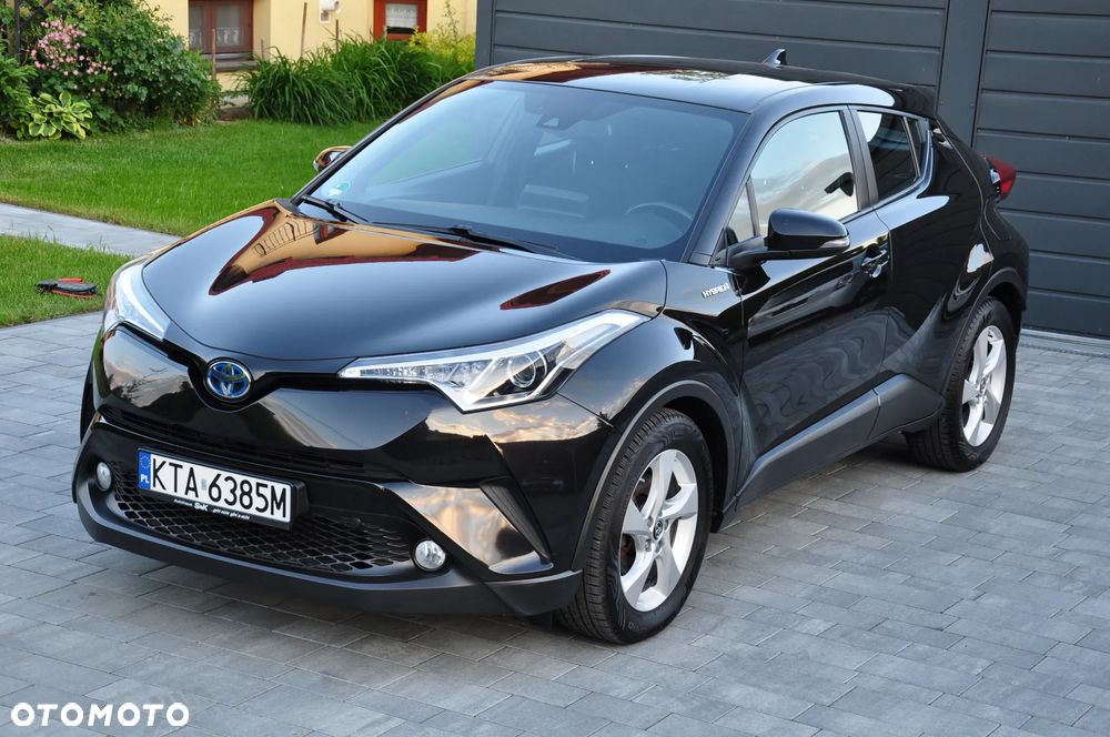 Toyota C-HR Business-Edition - 4