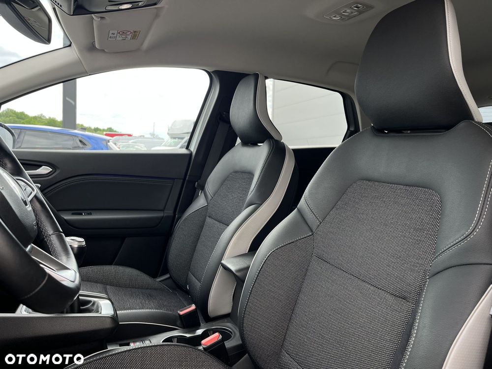 Renault Captur - 11