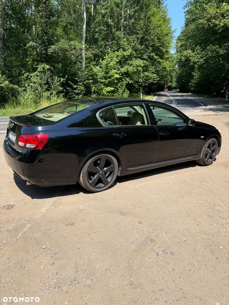 Lexus GS - 3