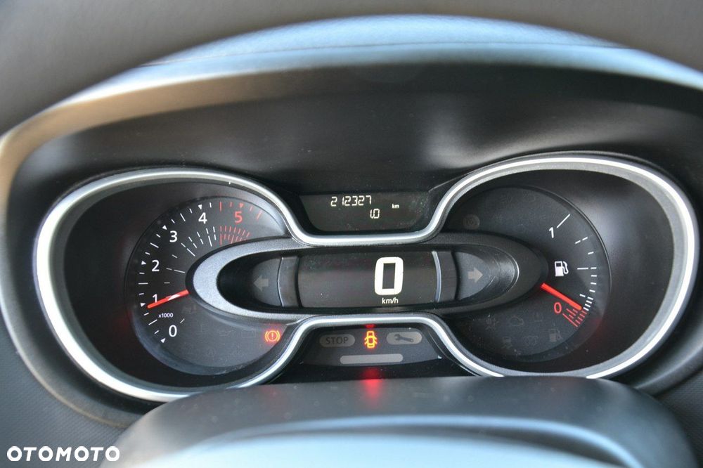 Renault Trafic - 13