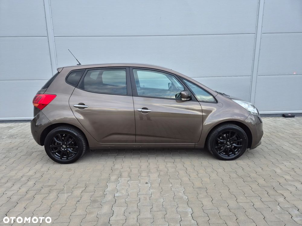 Kia Venga 1.4 CVVT Dream Team Edition - 8