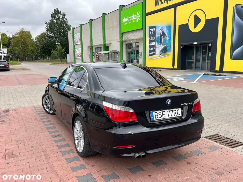 BMW Seria 5 525d xDrive - 3