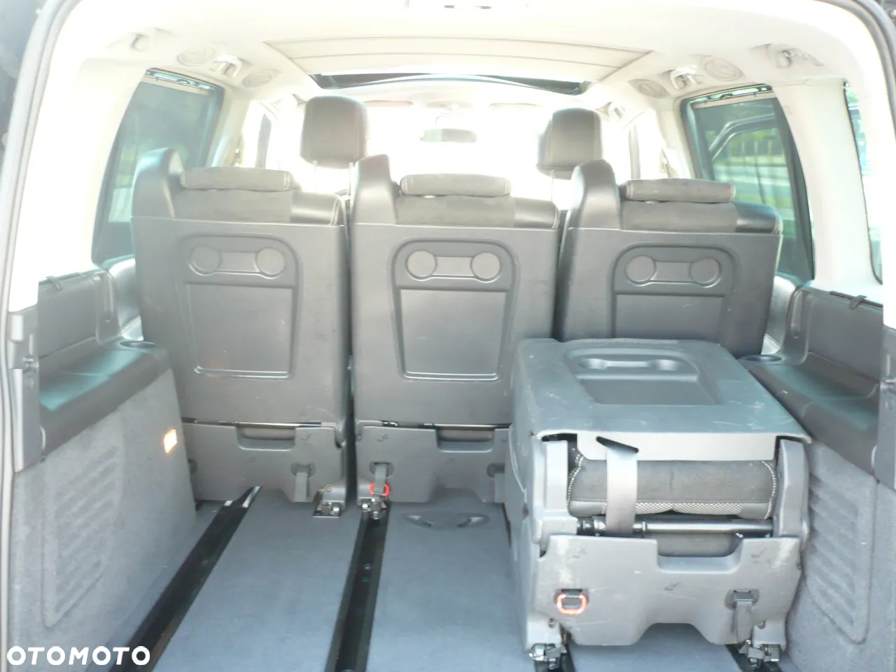 Renault Espace 2.0 dCi 150 FAP Celsium - 15