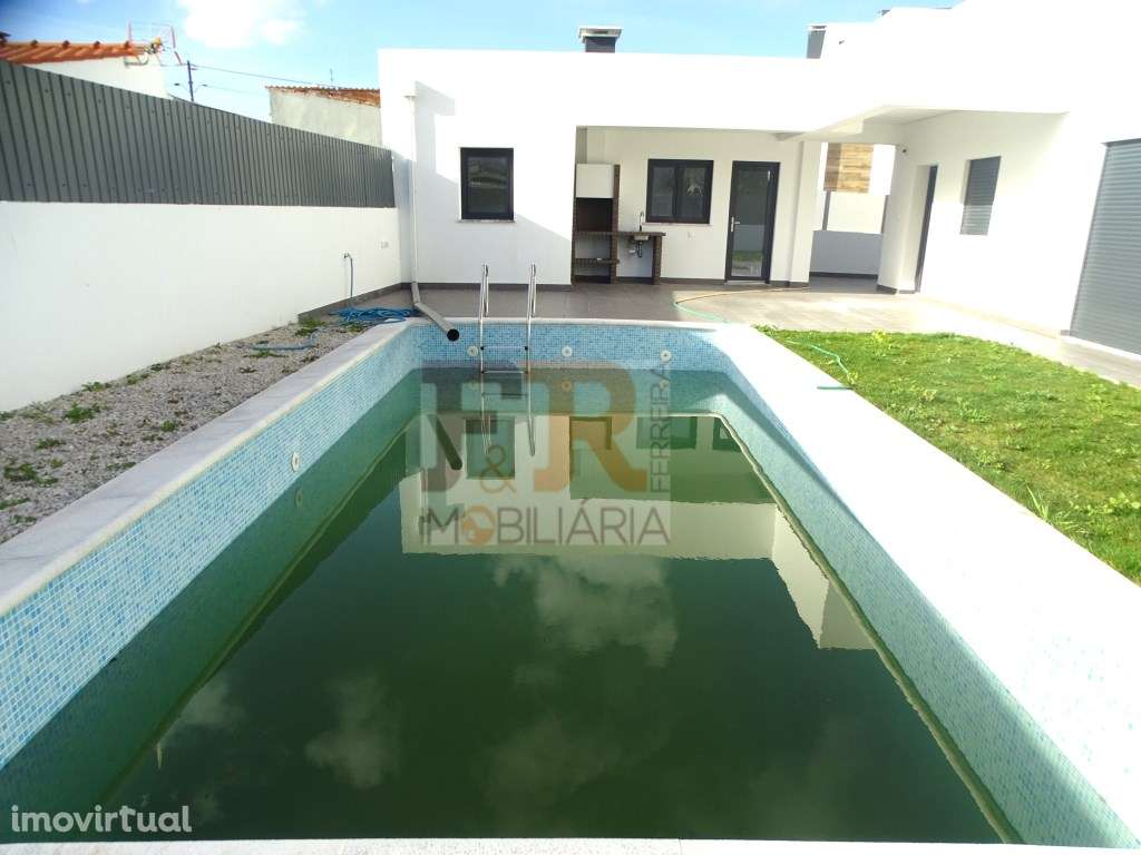 Moradia 'PRONTA' T5 com Garagem e Piscina. AZEITÃO - Grande imagem: 2/54