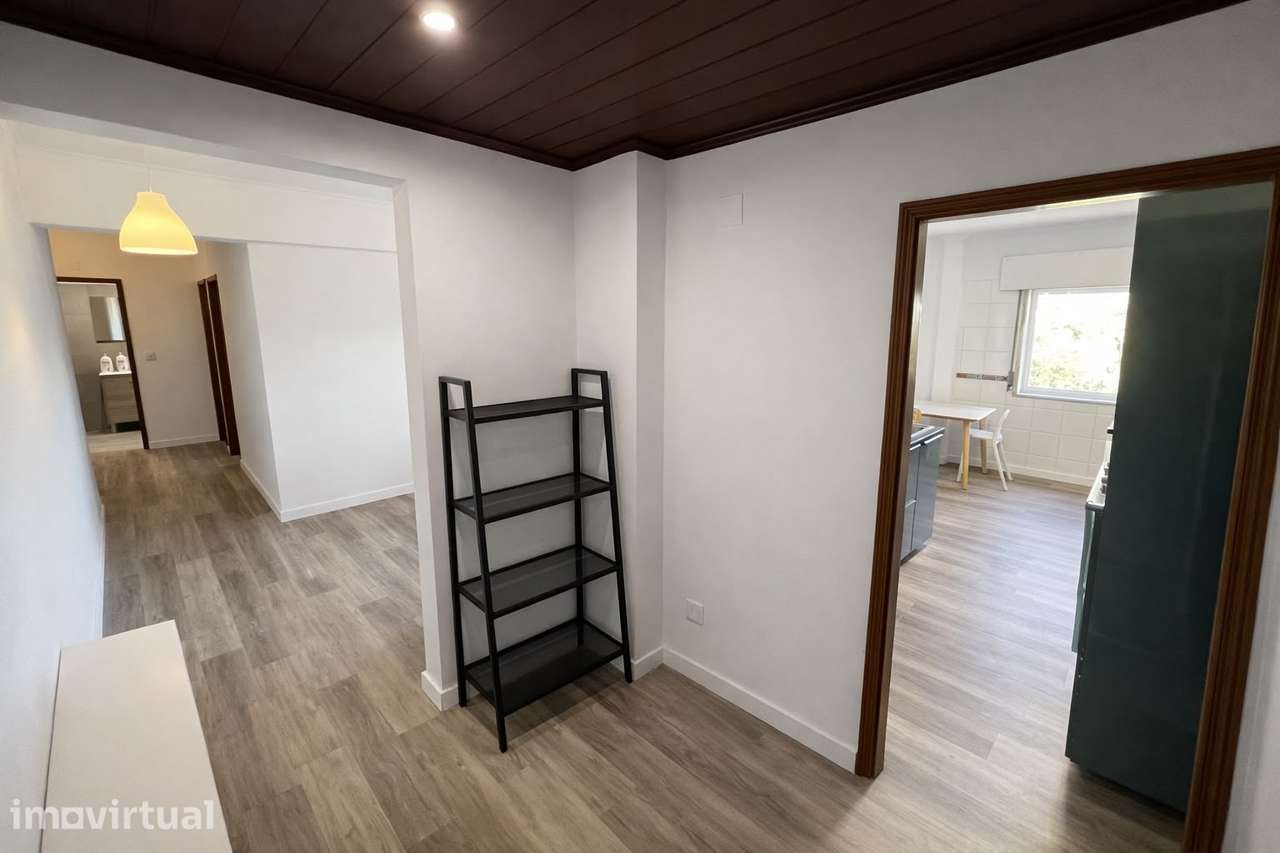 Moderno T2 em São Marcos com vista para o  Oeiras Green Valley - Grande imagem: 2/29