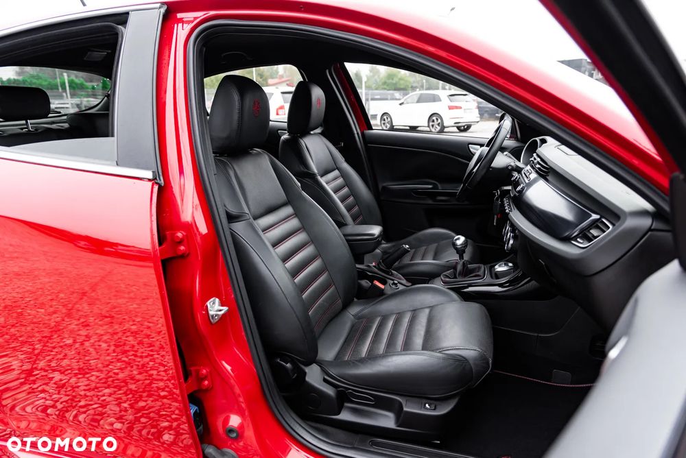 Alfa Romeo Giulietta 1.8 TBi 16V Quadrifoglio Verde - 29