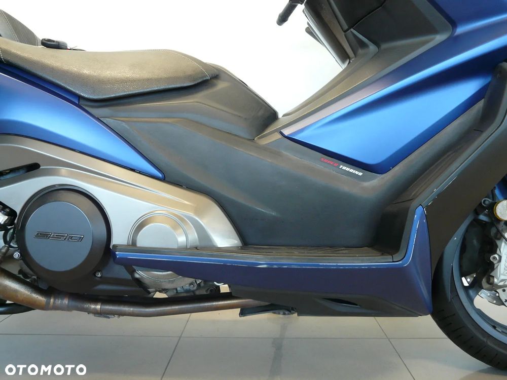 Kymco AK 550 - 23