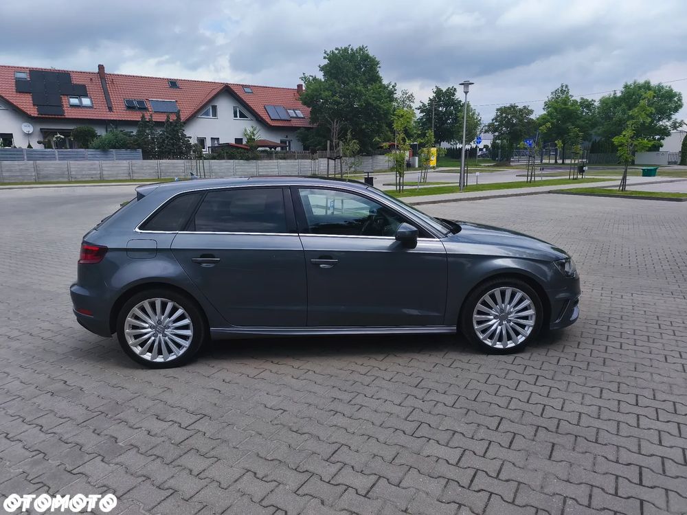 Audi A3 Sportback - 6