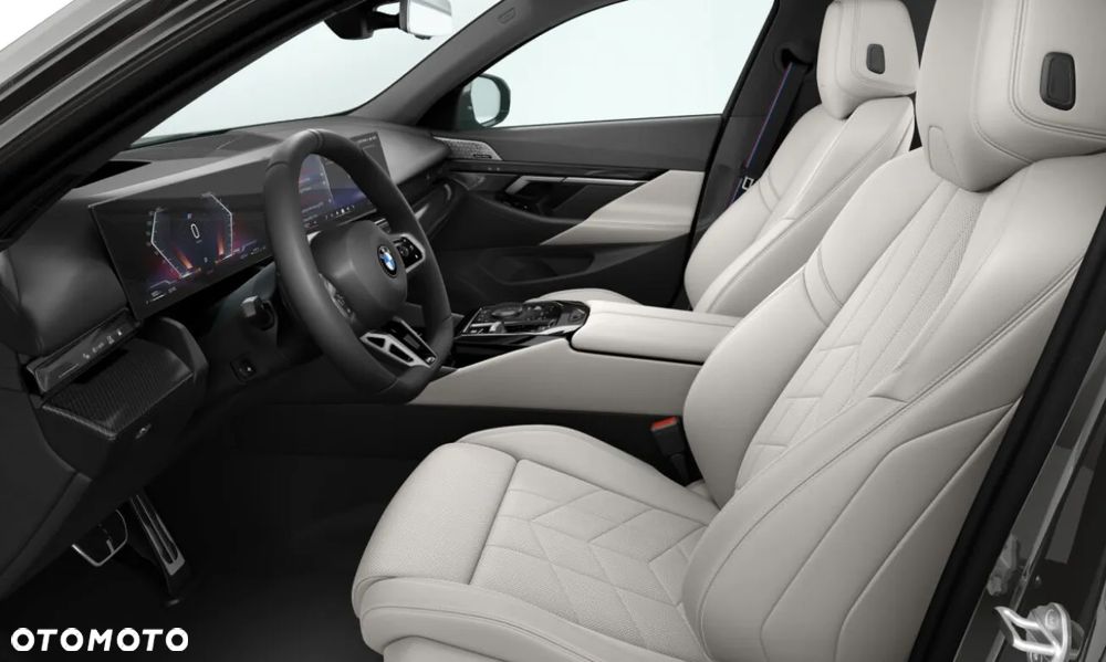 BMW Seria 5 540d xDrive mHEV M Sport - 3
