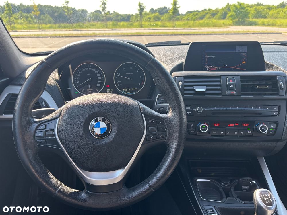 BMW Seria 1 118d DPF - 22