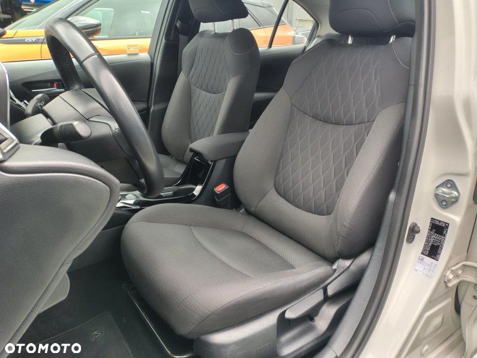 Toyota Corolla - 14