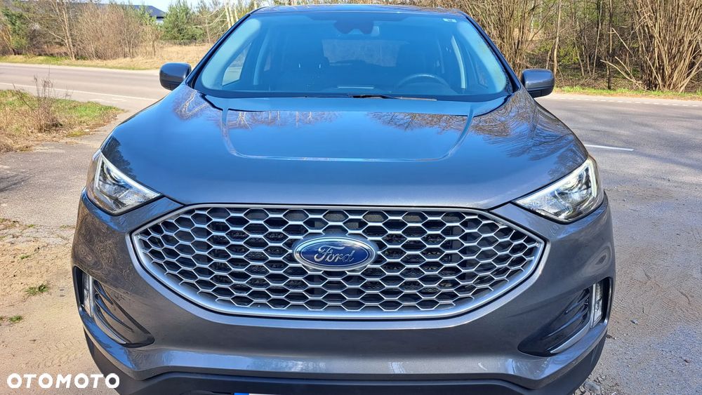 Ford Edge - 1