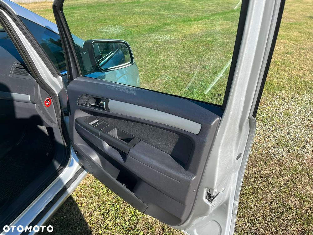 Opel Zafira 1.6 Enjoy EU5 - 10