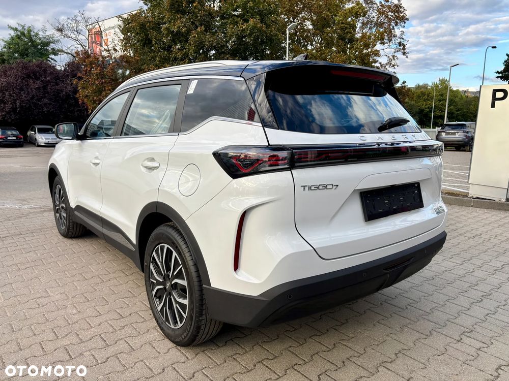 Chery Tiggo 7 1.5 T-GDI Super Hybrid Select DHT - 11