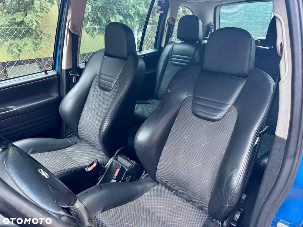 Opel Zafira 2.0 OPC - 8