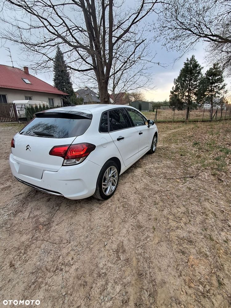 Citroën C4 1.2 e-THP Selection - 3