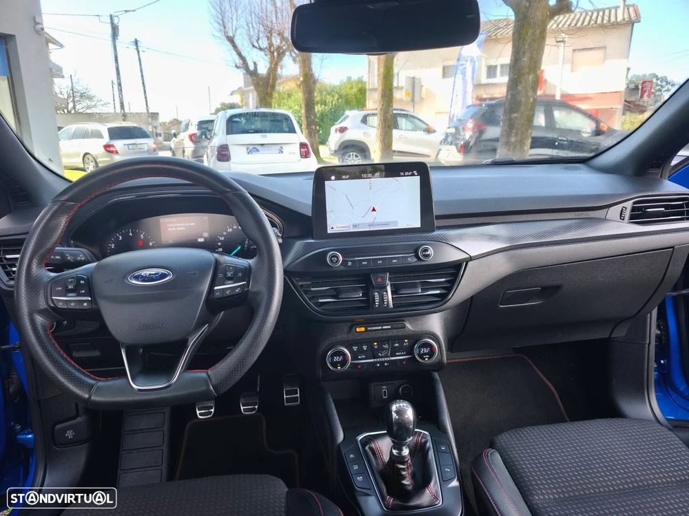 Ford Focus 1.0 EcoBoost S&S ST-LINE DESIGN - 21